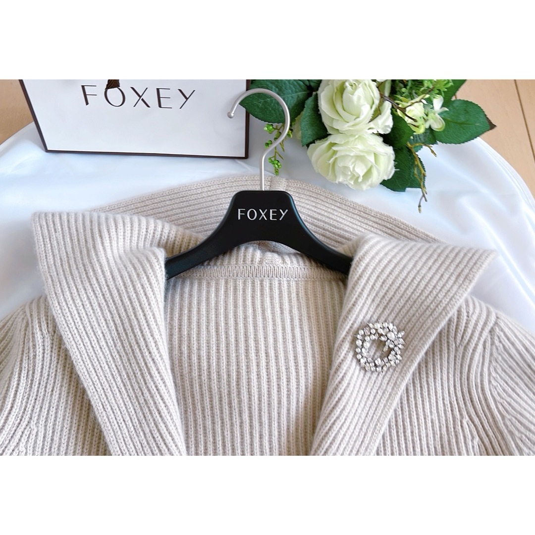 FOXEY - Foxey 2022年ハミングニットジャケット40 新品同様 rene FOXEY - Foxey 2022年ハミングニットジャケット40 新品同様 rene