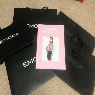 エモダ(EMODA)のショッパーSET♡(ショップ袋)