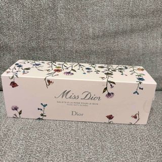 Christian Dior(入浴剤/バスソルト)のフリマアイテム一覧 Christian Dior(入浴剤/バスソルト)のフリマアイテム一覧