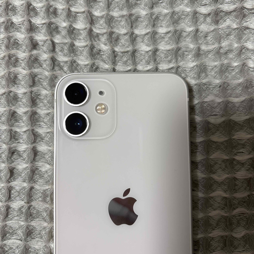 81% iPhone12 mini 128GB ホワイト本体 SIMフリー 81% iPhone12 mini 128GB ホワイト本体 SIMフリー