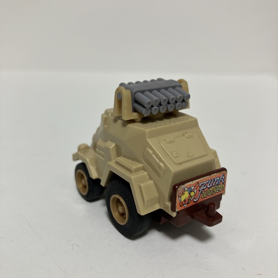 驚きの値段 日本製 コンバット チョロQ ドイツ軍 C-06 フンクワーゲンの ミニカー