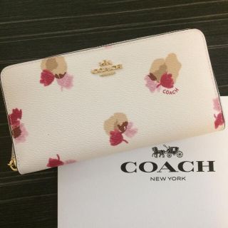 コーチ(COACH)の【新品】コーチ 財布 フラワー 花 ホワイト 白 ピンク(財布)