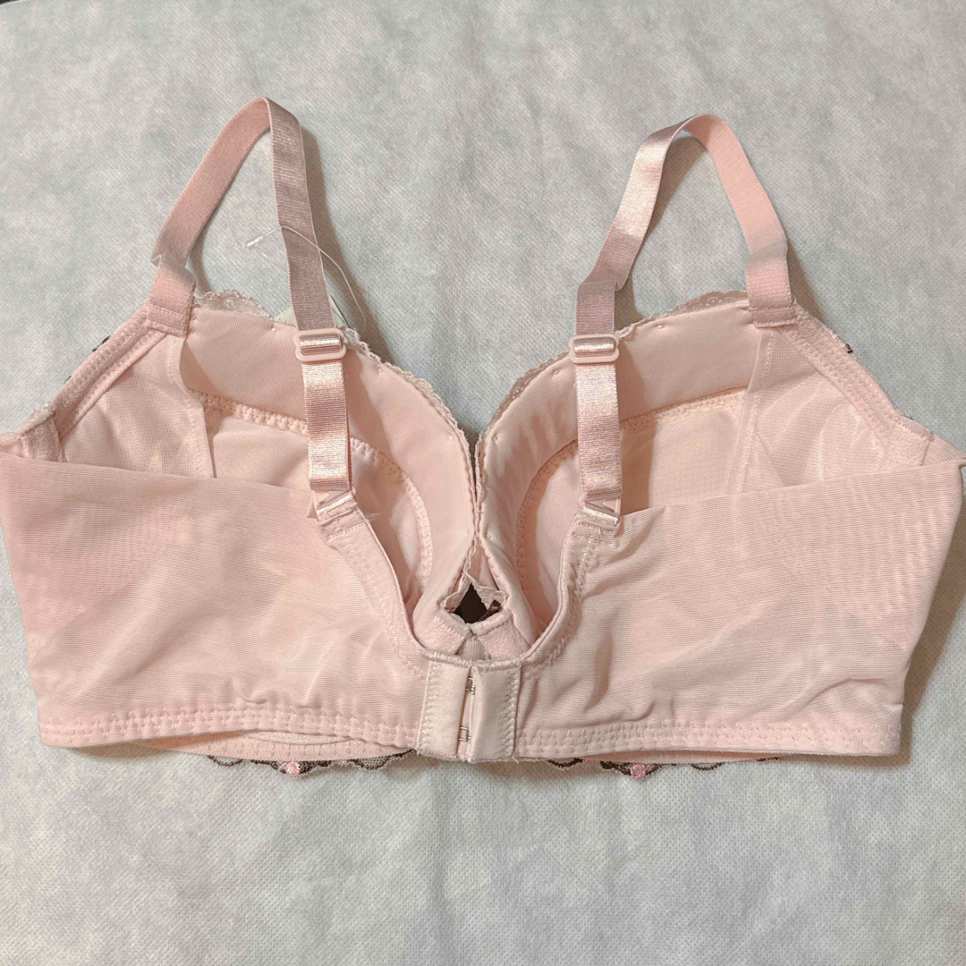 Triumph - トリンプ ブラジャー E70 定価6,490円 新品 匿名配送