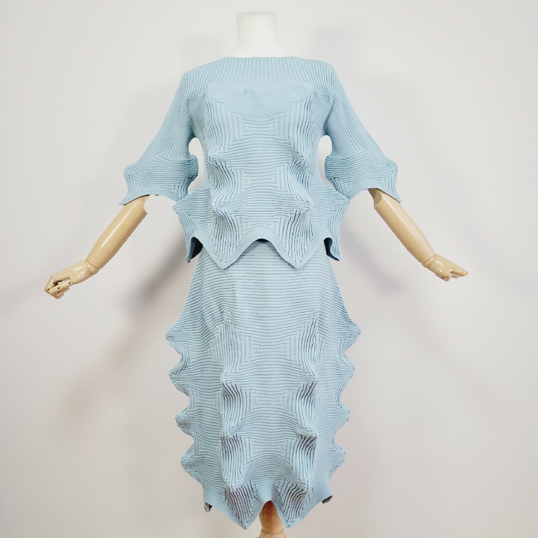 PLEATS PLEASE ISSEY MIYAKE - 【希少】コレクションライン PLEATS PLEASE ISSEY MIYAKE - 【希少】コレクションライン