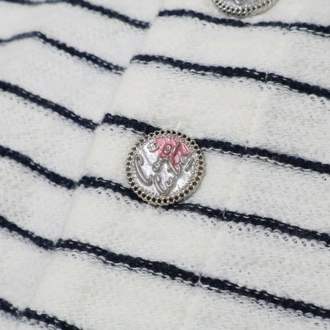 CHANEL - シャネル P55589V41668 ボーダー バックボタン CHANEL - シャネル P55589V41668 ボーダー バックボタン
