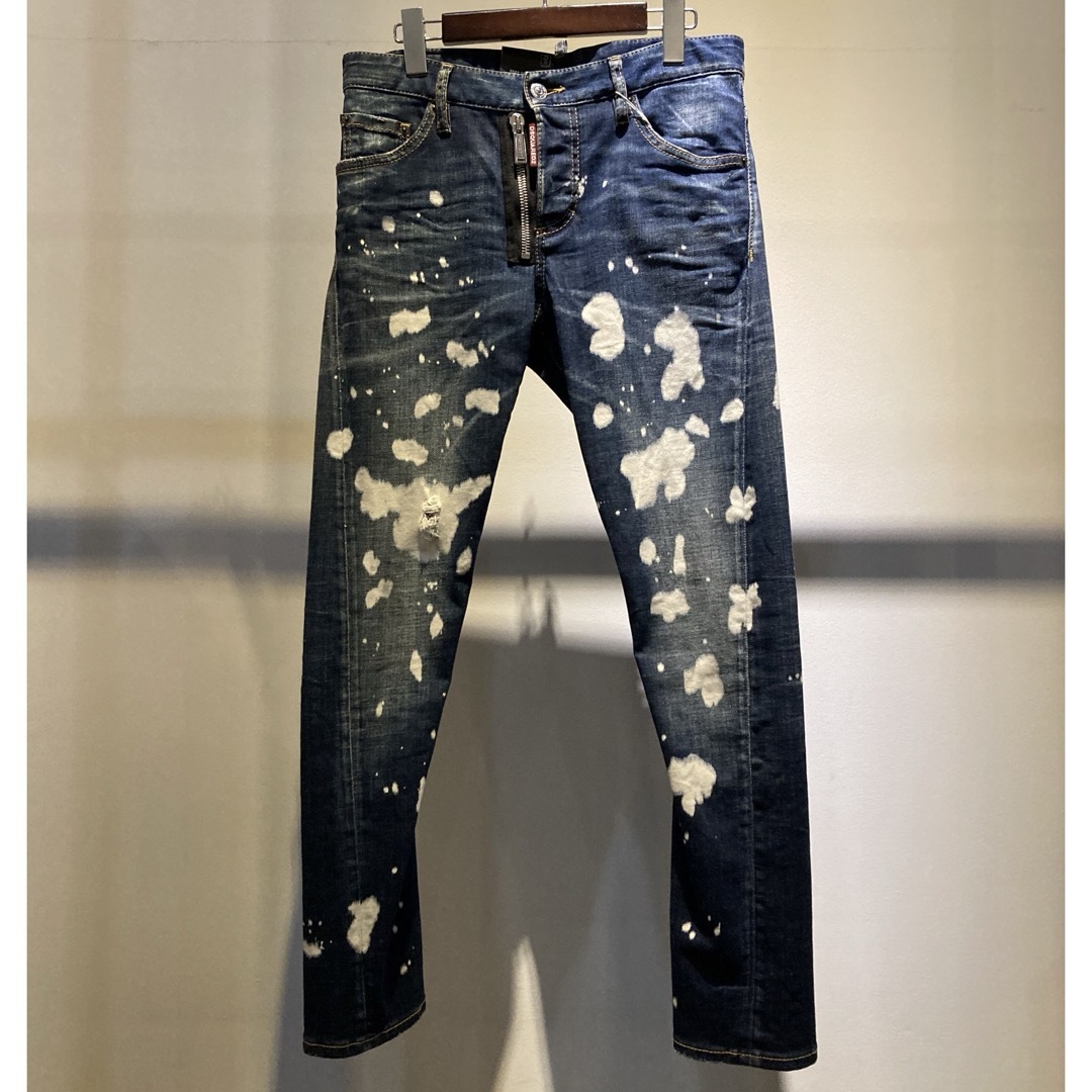 DSQUARED2 ディースクエアード 新品 SEXY TWIST デニム 44 DSQUARED2 ディースクエアード 新品 SEXY TWIST デニム 44
