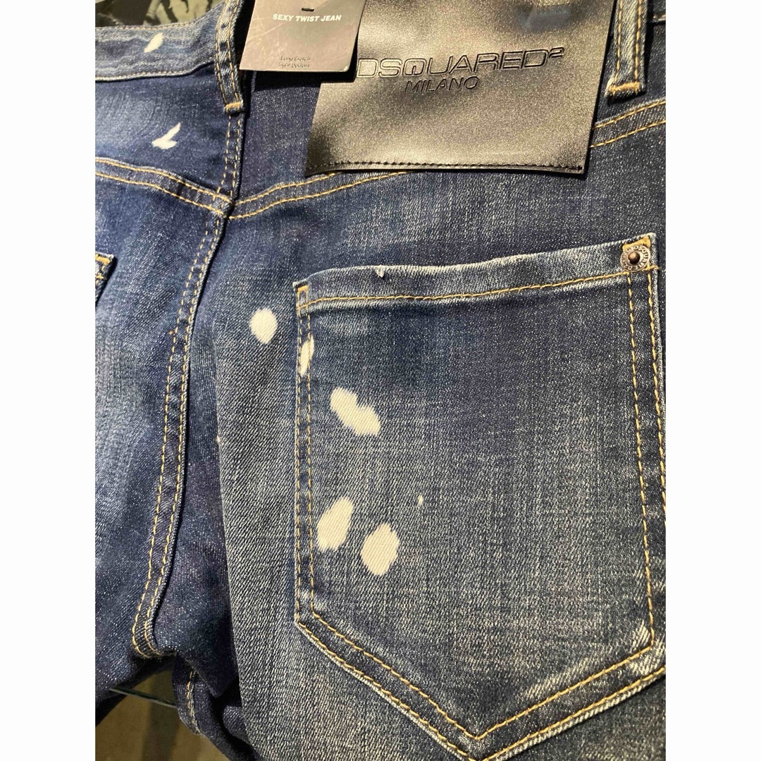 DSQUARED2 ディースクエアード 新品 SEXY TWIST デニム 44 DSQUARED2 ディースクエアード 新品 SEXY TWIST デニム 44