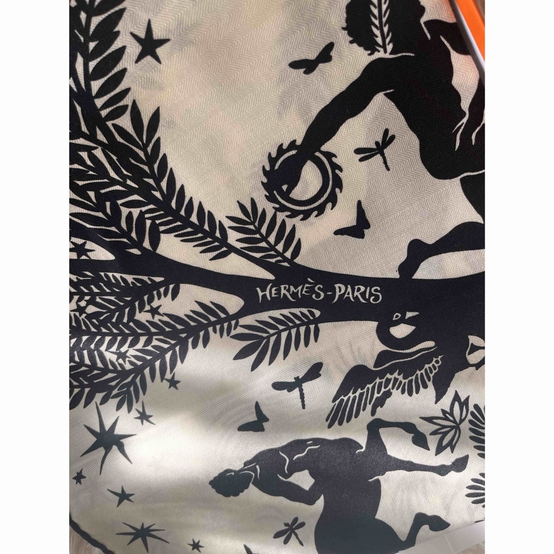 新品♡ HERMESエルメス《オルフェウスの魅力に誘われて》カシシル 新品♡ HERMESエルメス《オルフェウスの魅力に誘われて》カシシル