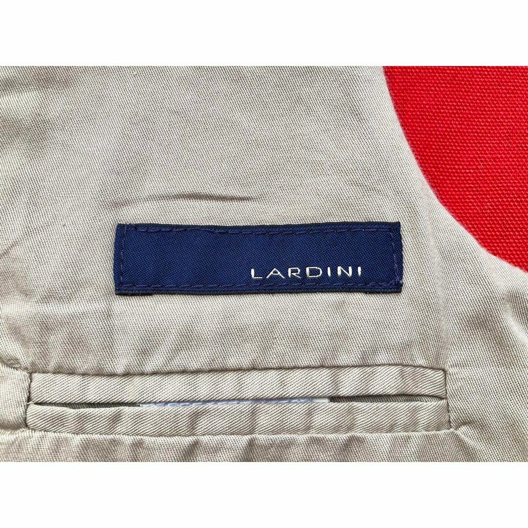 トレンドのレイヤードマストアイテム LARDINI ラルディーニ トレンドのレイヤードマストアイテム LARDINI ラルディーニ