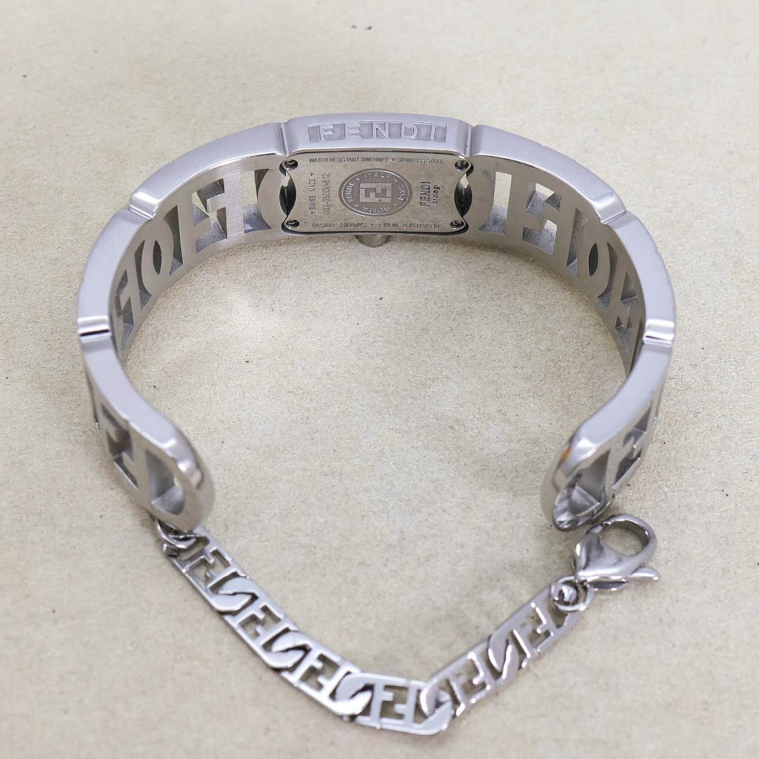 稼働 FENDI 腕時計 3600L Fベルト バングルウォッチ 外箱付 s 稼働 FENDI 腕時計 3600L Fベルト バングルウォッチ 外箱付 s