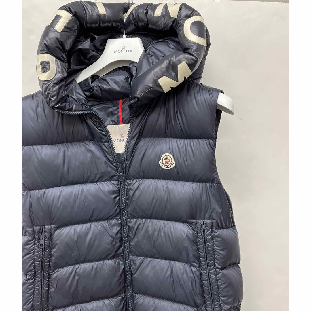 MONCLER - モンクレール モントルイユ montreuil ダウン ベスト MONCLER - モンクレール モントルイユ montreuil ダウン ベスト