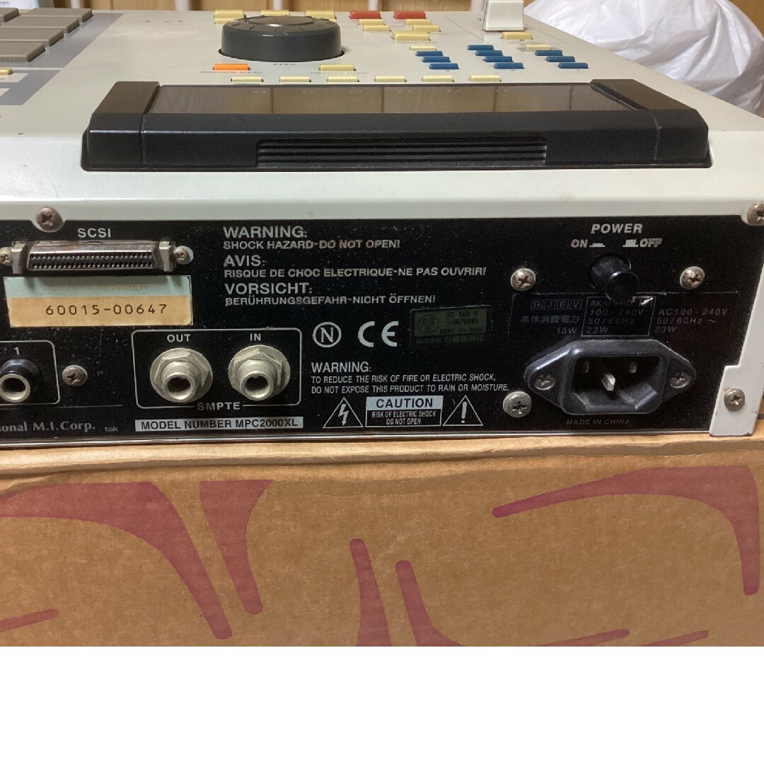 AKAI MPC2000XL (CFに換装・8パラアウト付) DTM/DAW AKAI MPC2000XL (CFに換装・8パラアウト付) DTM/DAW