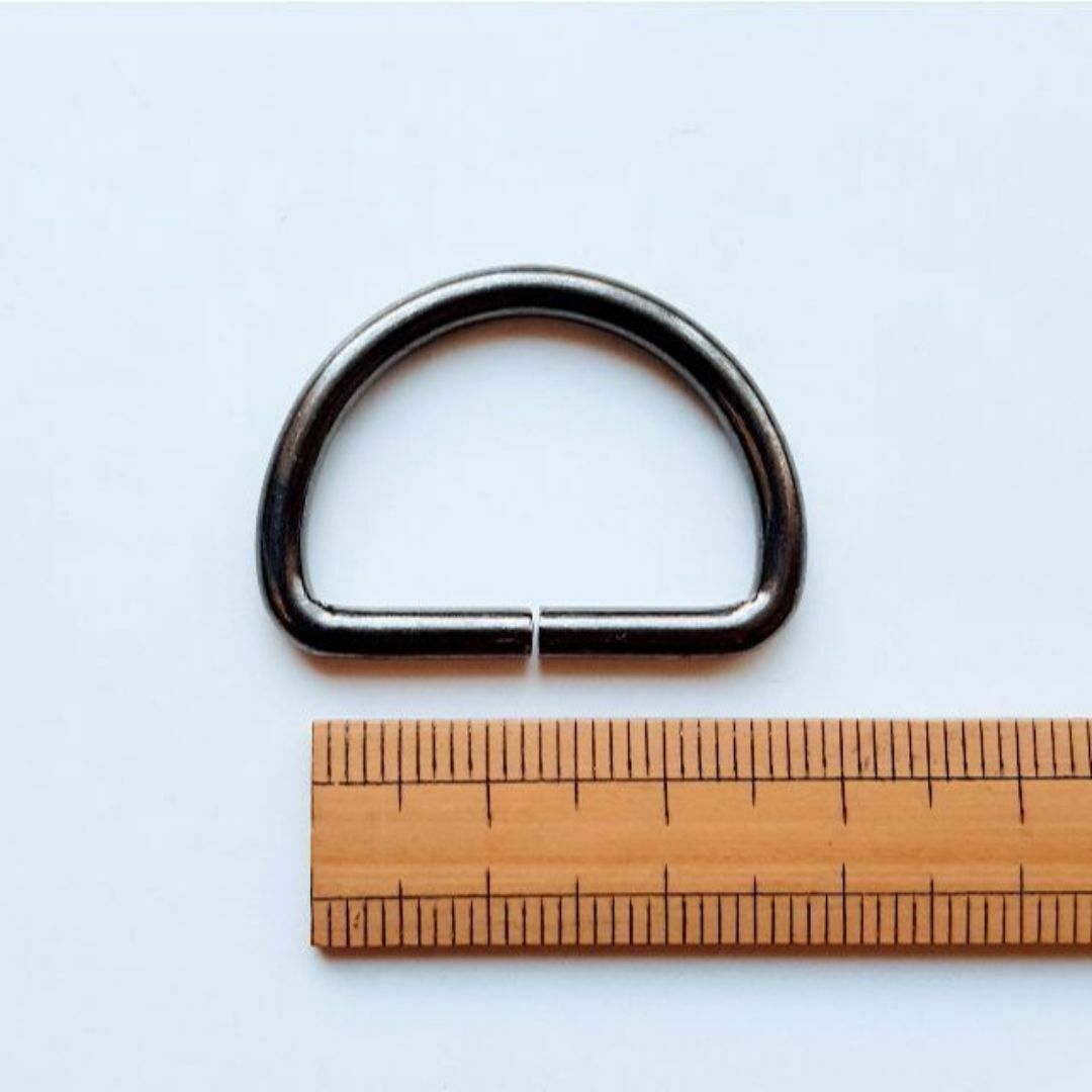 Dカン 10個 25mm ブラック ニッケル BN 手芸 資材 ハンドメイドの素材/材料(各種パーツ)の商品写真