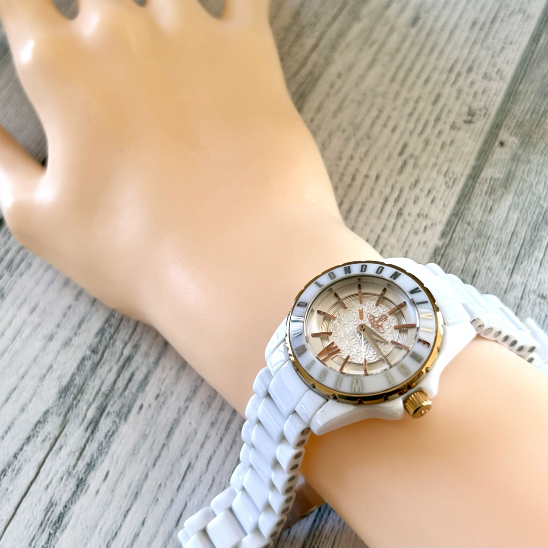 Vivienne Westwood - 【美品】vivienne ヴィヴィアン 腕時計 Vivienne Westwood - 【美品】vivienne ヴィヴィアン 腕時計