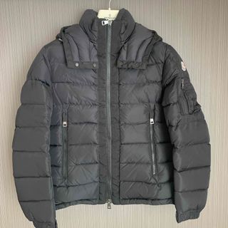 MONCLERのフリマアイテム一覧 MONCLERのフリマアイテム一覧