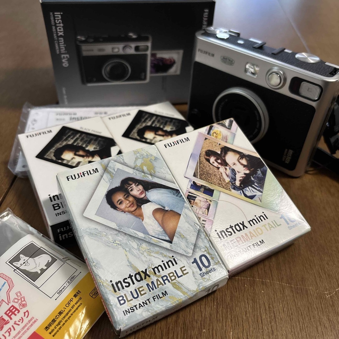値下げ】富士フイルム チェキ instax mini Evo ブラック(1台) 値下げ】富士フイルム チェキ instax mini Evo ブラック(1台)