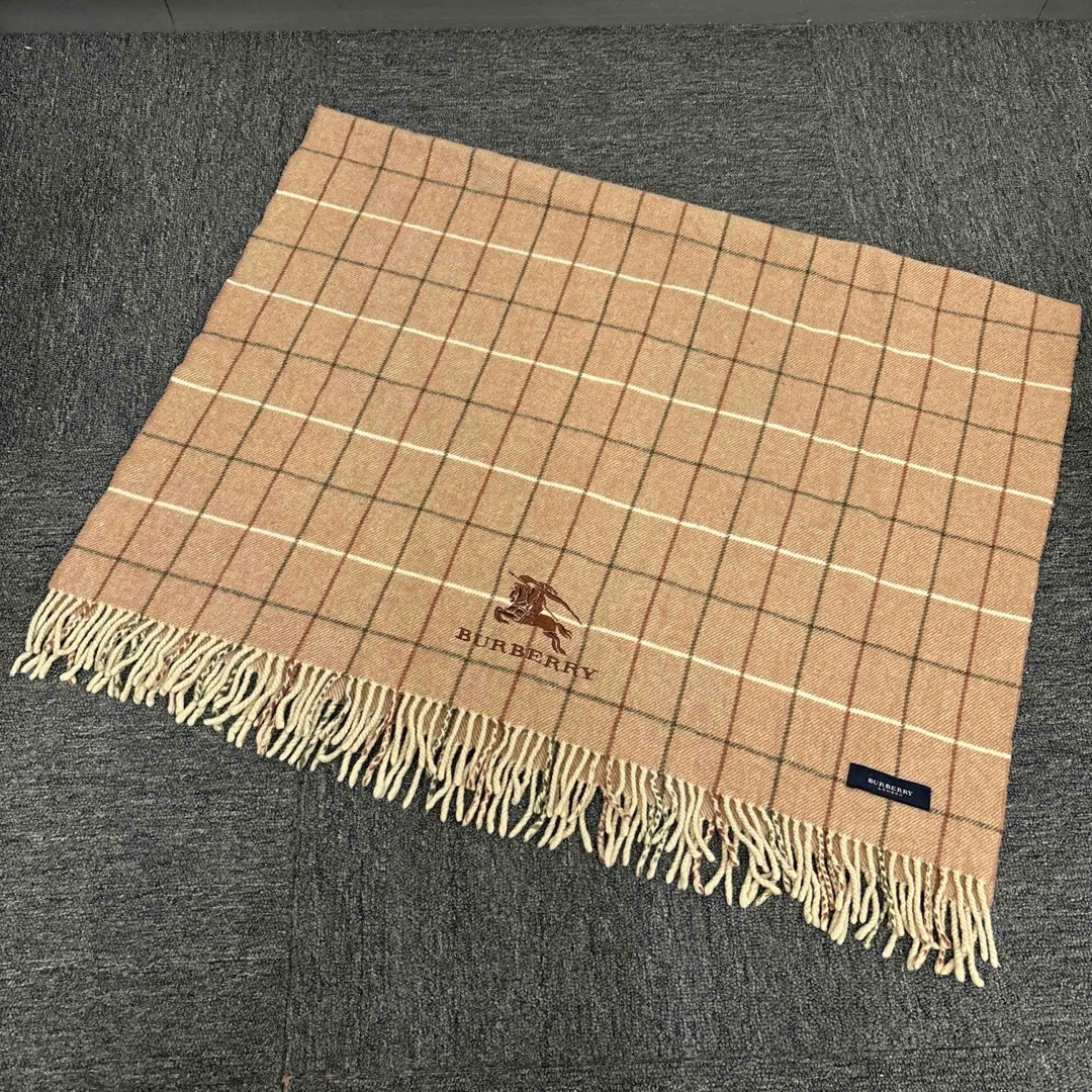 BURBERRY - 即決 Burberry バーバリー 膝掛けの通販 by me BURBERRY - 即決 Burberry バーバリー 膝掛けの通販 by me