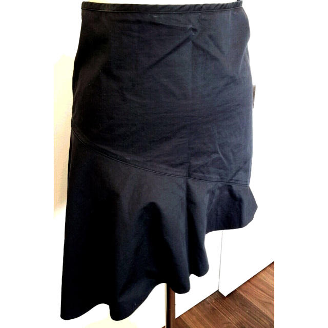 JILLSTUART(ジルスチュアート)のJILLSTUART✨アシンメトリースカート黒ブラックひざ丈フリル レディースのスカート(ひざ丈スカート)の商品写真