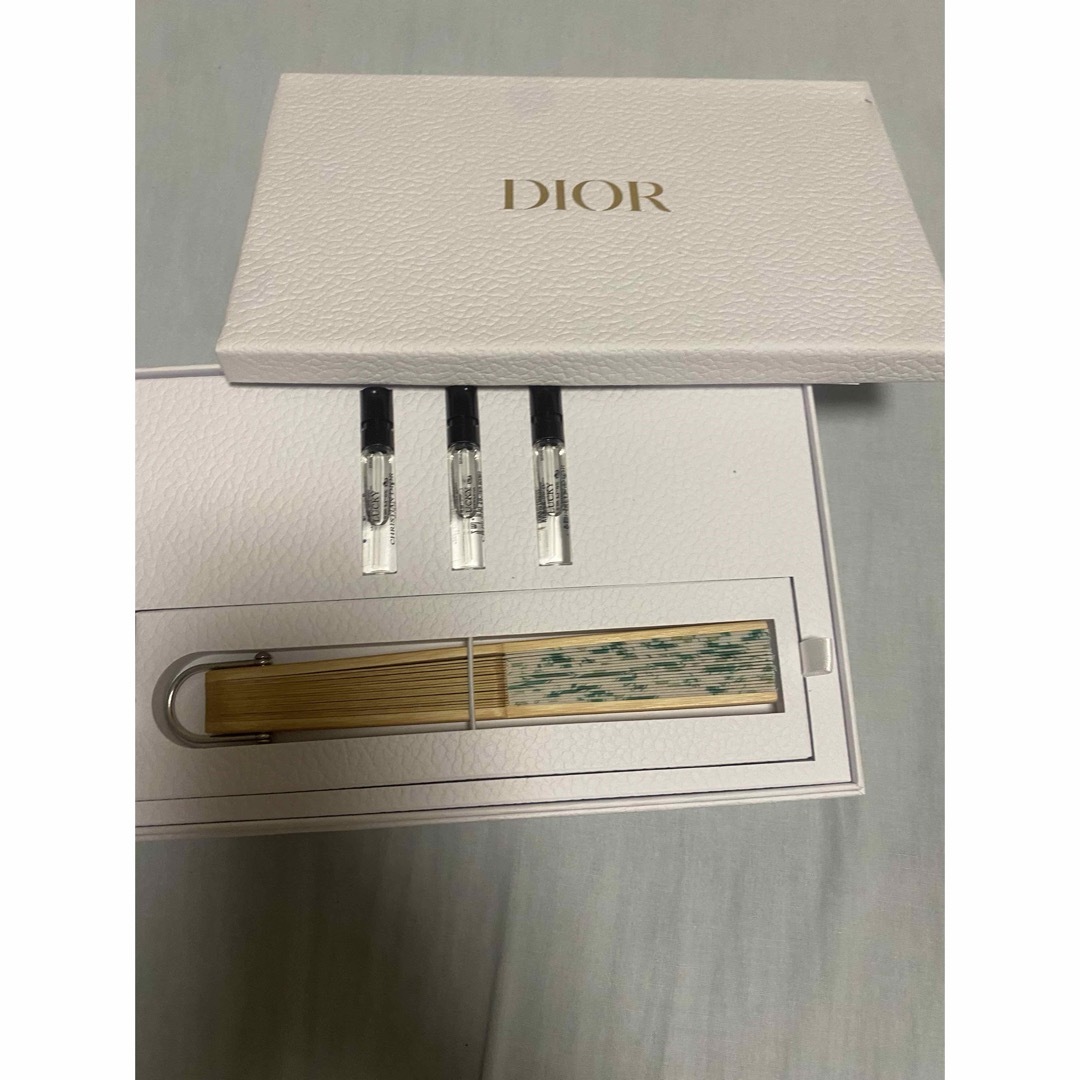 ディオール　ノベルティ3点 DIOR ノベルティ 3点セット - メルカリ