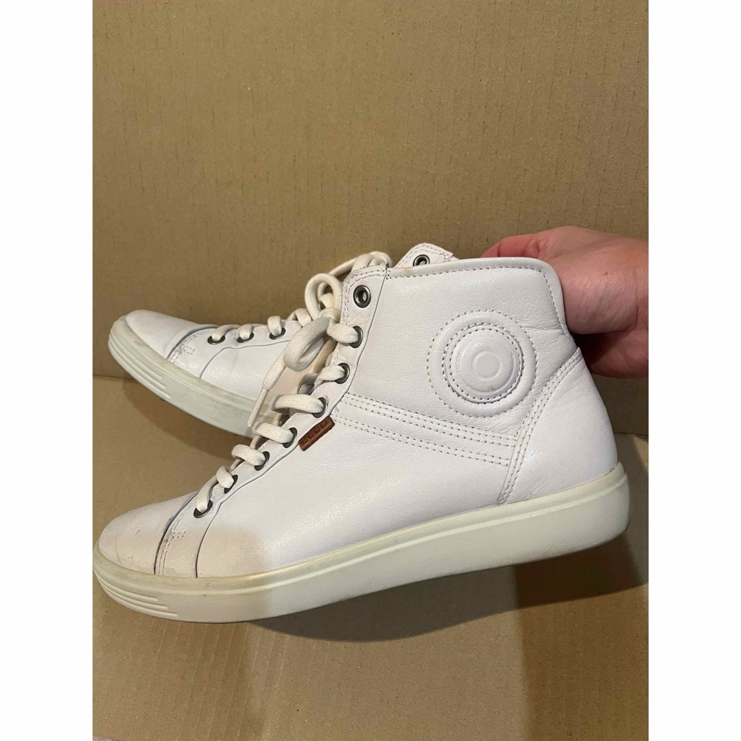 ECCO - ecco ホワイト レザー ハイカット スニーカー 24.5 ECCO - ecco ホワイト レザー ハイカット スニーカー 24.5