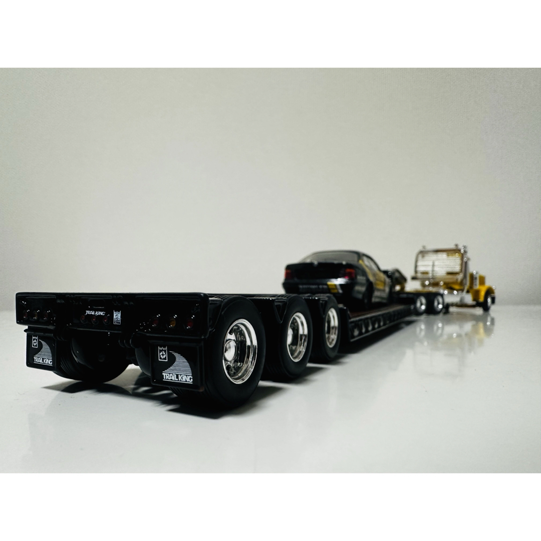 Peterbiltピータービルト 低床トレーラー CAT 1/43 Peterbiltピータービルト 低床トレーラー CAT 1/43