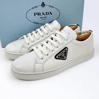 PRADA(ホワイト/白色系)のフリマアイテム一覧 PRADA(ホワイト/白色系)のフリマアイテム一覧