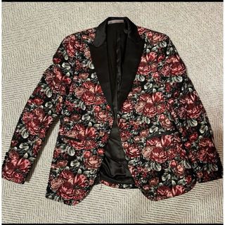 ZARA(花柄 ・ テーラードジャケット)のフリマアイテム一覧 ZARA(花柄 ・ テーラードジャケット)のフリマアイテム一覧
