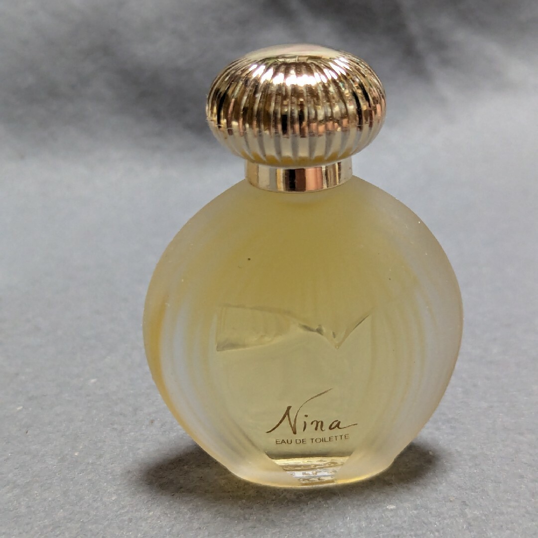 NINA RICCI - 廃盤希少ニナリッチニナオートワレ15mlクラシック NINA RICCI - 廃盤希少ニナリッチニナオートワレ15mlクラシック
