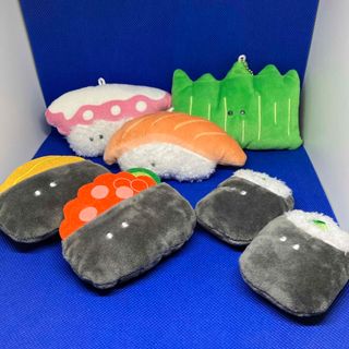 つぶらな瞳　お寿司　(ぬいぐるみ)