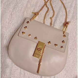 Chloe（ショルダーバッグ ・ ホワイト/白色系）のフリマアイテム一覧