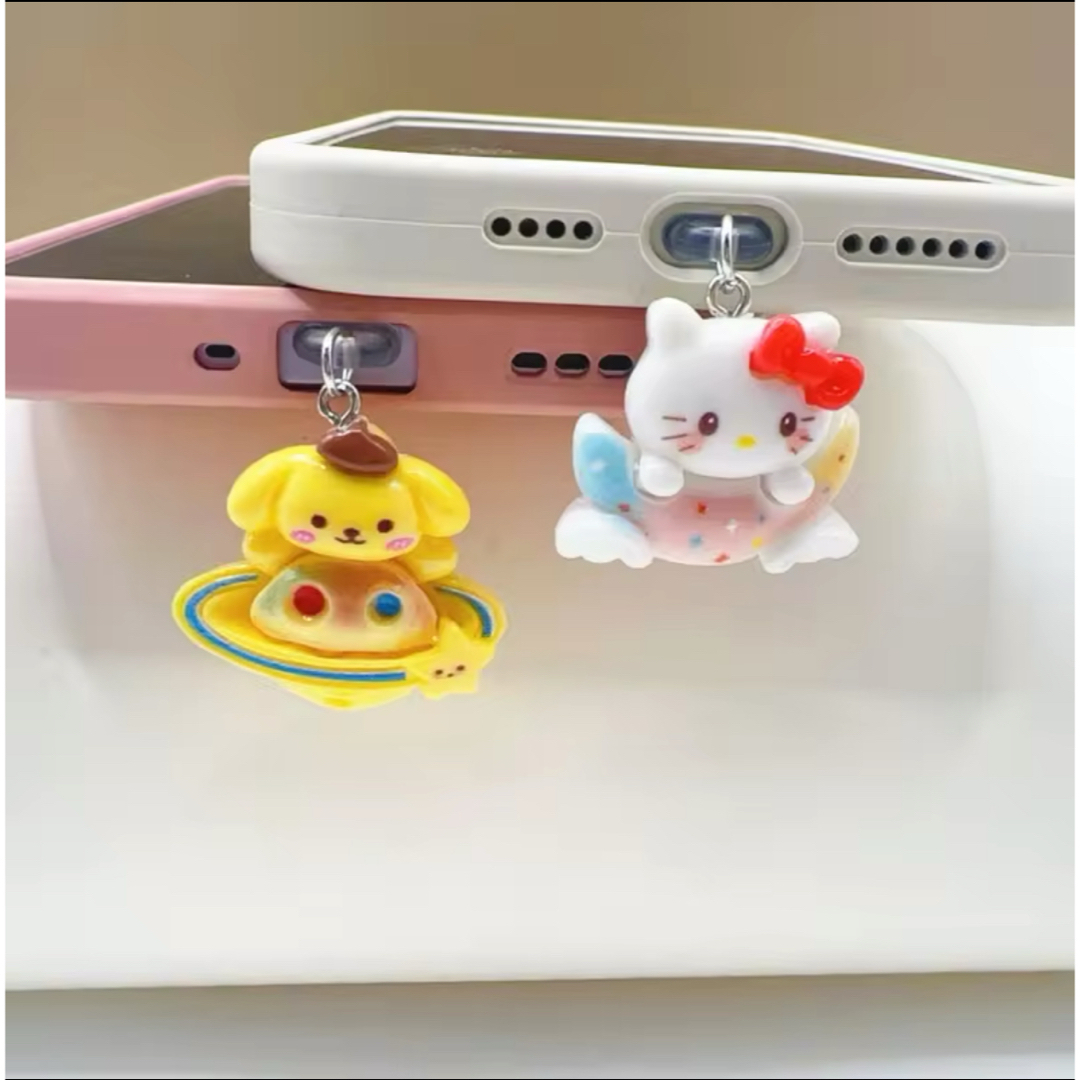 たまごっちユニ ダストプラグ チャーム サンリオ キティ ムーン たまごっちユニ ダストプラグ チャーム サンリオ キティ ムーン