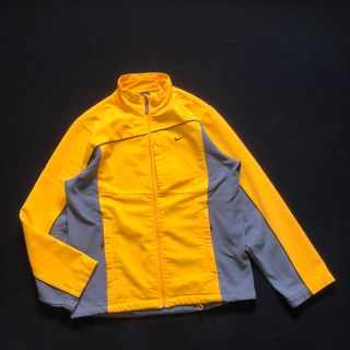 NIKE(その他 ・ イエロー/黄色系)のフリマアイテム一覧 NIKE(その他 ・ イエロー/黄色系)のフリマアイテム一覧