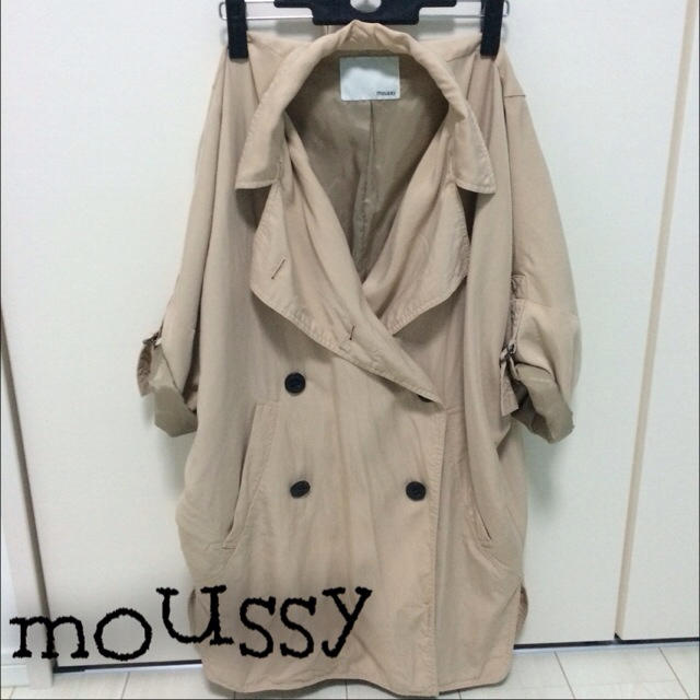 moussy(マウジー)のmoussy AIR TRENCH レディースのジャケット/アウター(トレンチコート)の商品写真