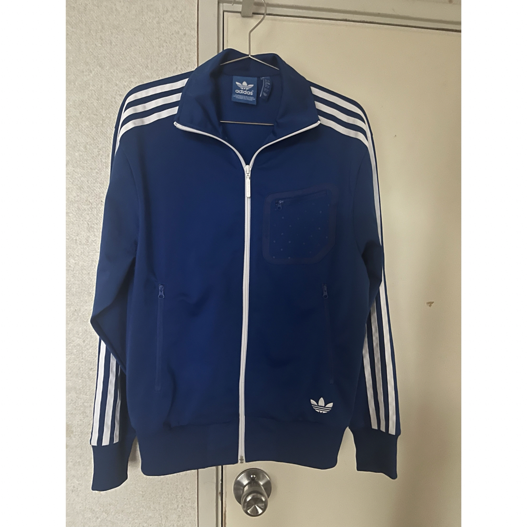 adidas - アディダス ジャージ 変形胸ポケット Mサイズの通販 by adidas - アディダス ジャージ 変形胸ポケット Mサイズの通販 by