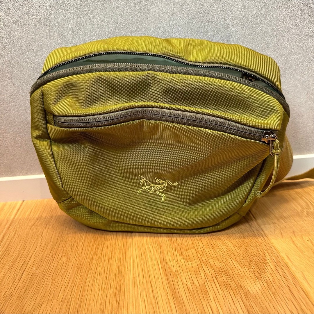ARC'TERYX アークテリクス ウエストポーチ 刺繍ロゴ 黄土色|バッグ ARC'TERYX アークテリクス ウエストポーチ 刺繍ロゴ 黄土色|バッグ