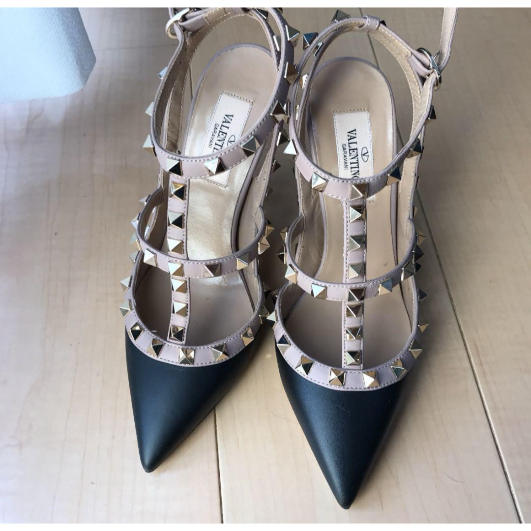 VALENTINO バレンティノ ロックスタッズアンクルストラップパンプス VALENTINO バレンティノ ロックスタッズアンクルストラップパンプス