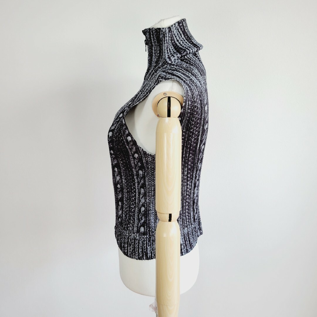 PLEATS PLEASE ISSEY MIYAKE - 【未使用品級】プリーツプリーズ
