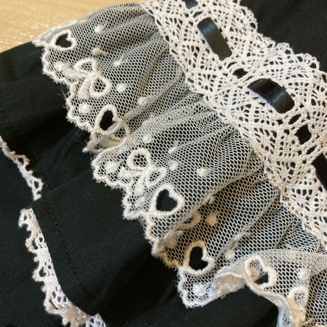 Angelic Pretty Heart胸当て付きスカート 黒×ピンク Angelic Pretty Heart胸当て付きスカート 黒×ピンク