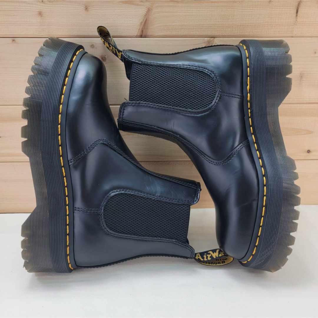 Dr.Martens - ドクターマーチン サイドゴア クアッド チェルシー Dr.Martens - ドクターマーチン サイドゴア クアッド チェルシー