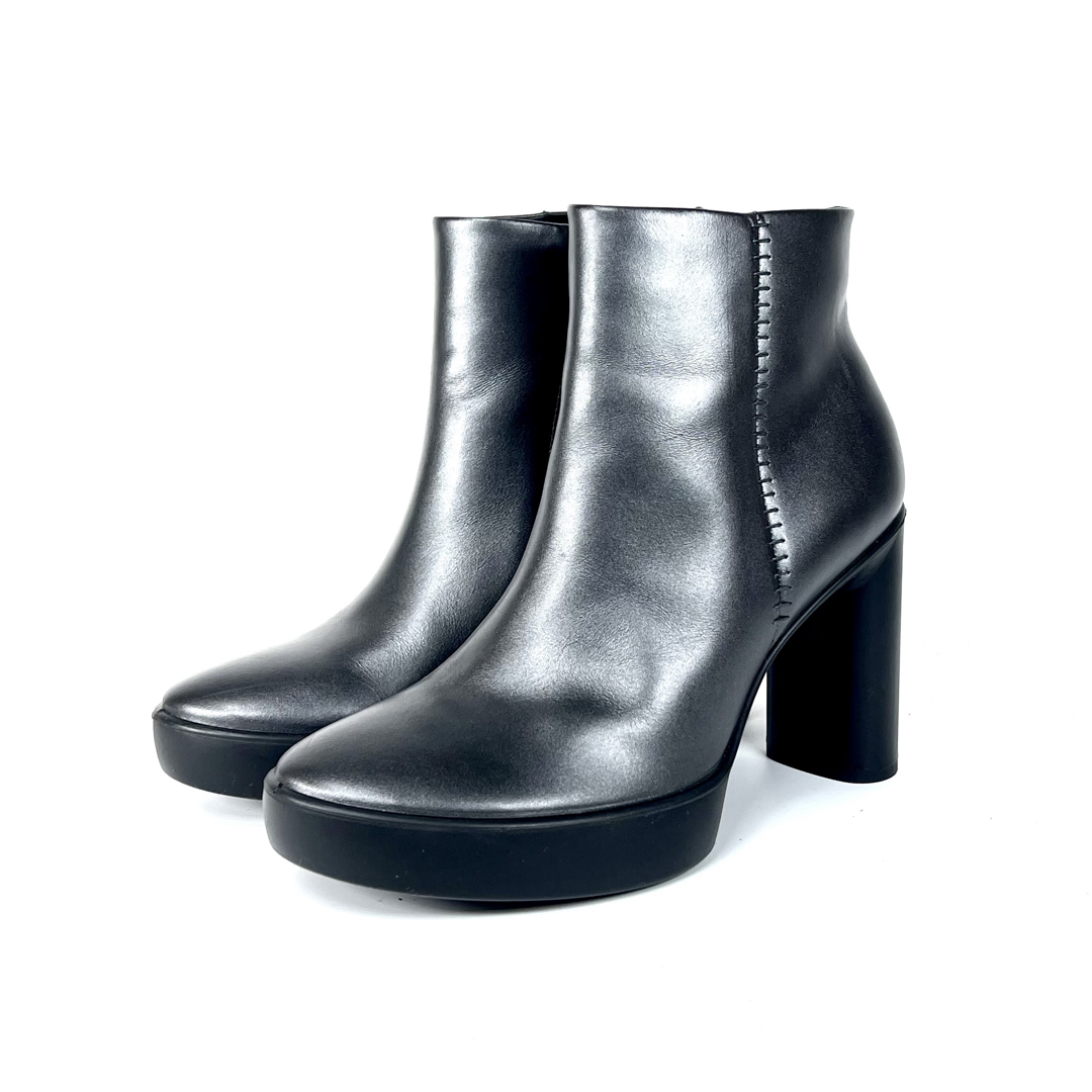 ほぼ新品】ECCO SHAPE SCULPTED MOTIONブーツ黒24.0 ほぼ新品】ECCO SHAPE SCULPTED MOTIONブーツ黒24.0