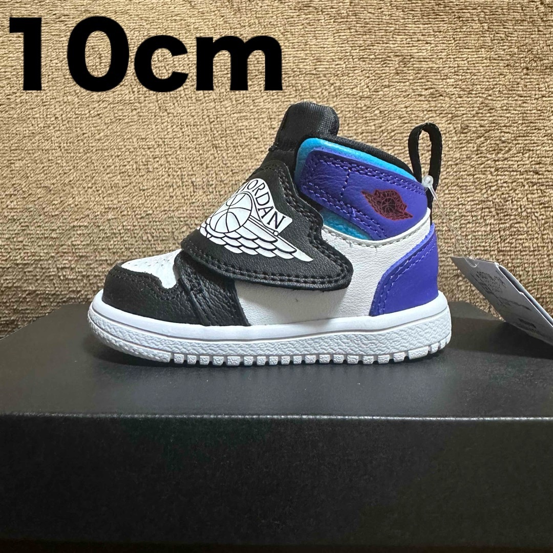 Jordan Brand（NIKE） - 【新品未使用希少カラー！】SKY JORDAN 1 10cm スカイジョーダン