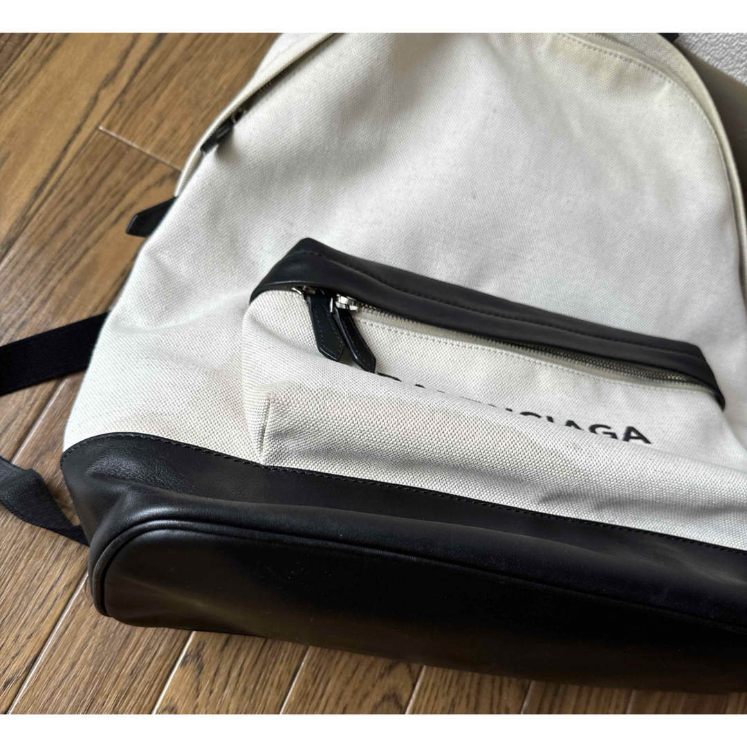 美品】バレンシアガ リュック バックパック 白 黒 キャンバス 美品】バレンシアガ リュック バックパック 白 黒 キャンバス