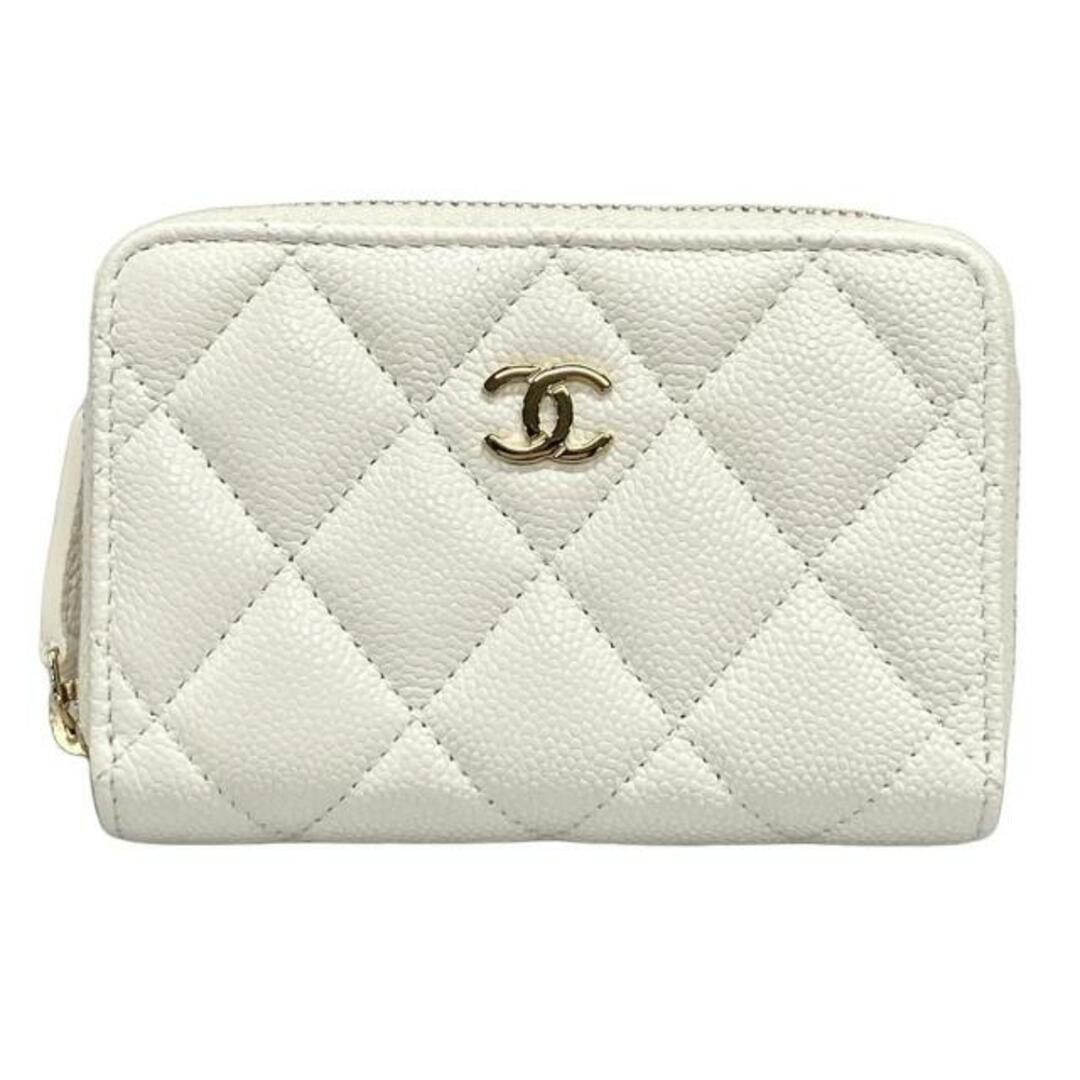 CHANEL(シャネル) コインケース美品 マトラッセ 白 ラウンド CHANEL(シャネル) コインケース美品 マトラッセ 白 ラウンド