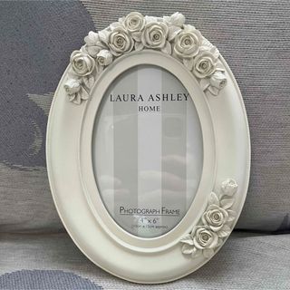 LAURA ASHLEY(フォトフレーム)のフリマアイテム一覧 LAURA ASHLEY(フォトフレーム)のフリマアイテム一覧