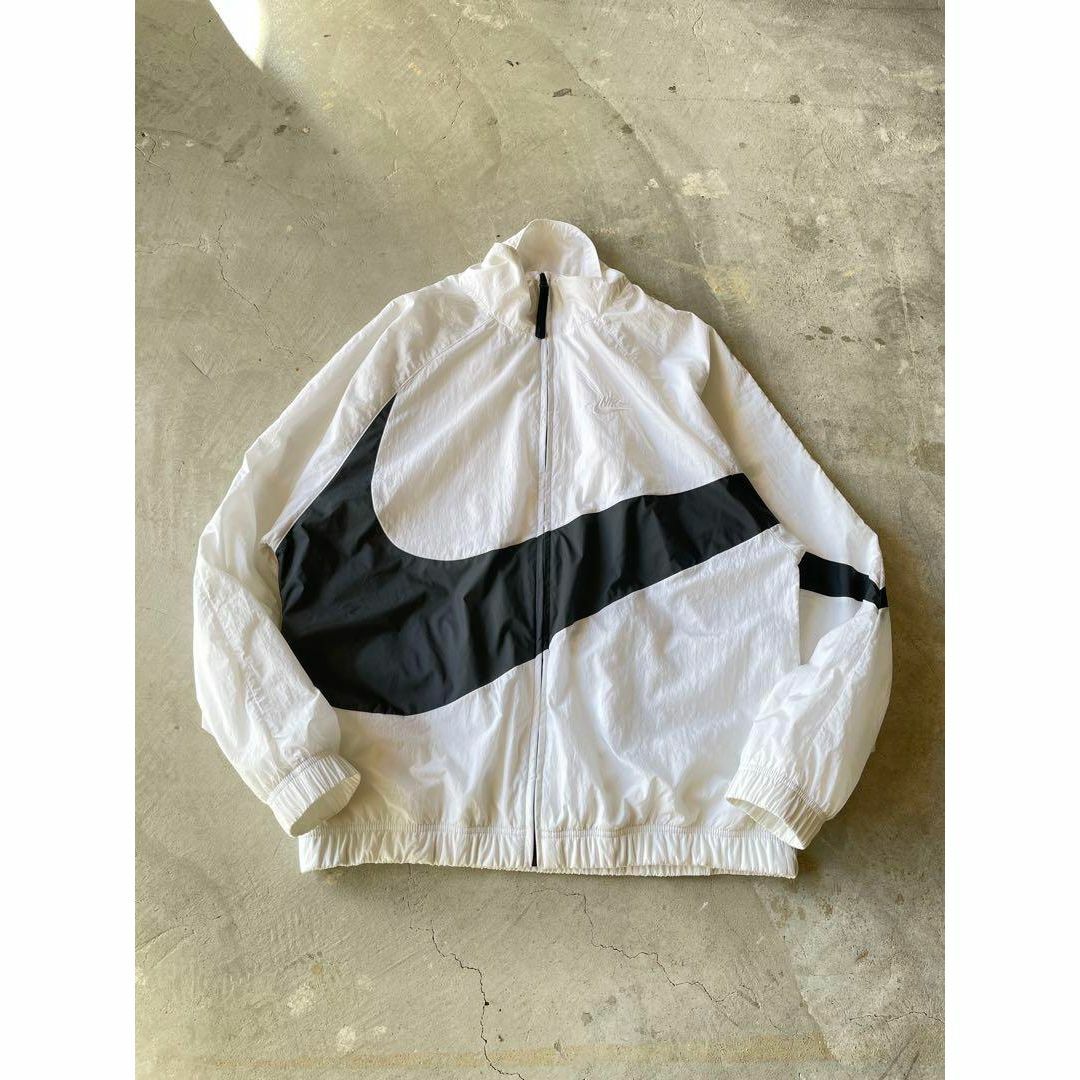 NIKE - 【モノクロカラー、ビッグスウッシュ】NIKEナイロン NIKE - 【モノクロカラー、ビッグスウッシュ】NIKEナイロン