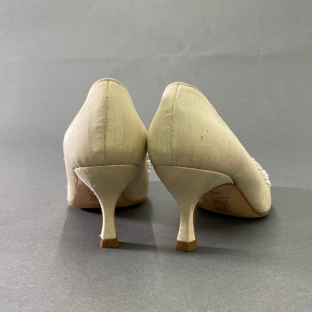 5j10 《美品》 JIMMY CHOO ジミーチュウ パールビーズ パンプス 5j10 《美品》 JIMMY CHOO ジミーチュウ パールビーズ パンプス