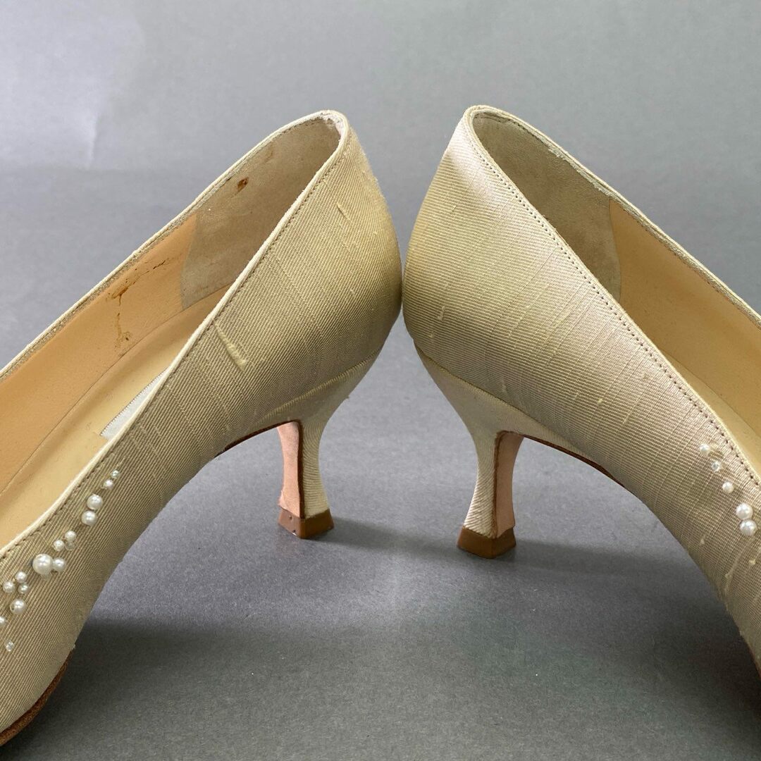 5j10 《美品》 JIMMY CHOO ジミーチュウ パールビーズ パンプス 5j10 《美品》 JIMMY CHOO ジミーチュウ パールビーズ パンプス