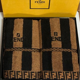 FENDI(タオル/バス用品)のフリマアイテム一覧 FENDI(タオル/バス用品)のフリマアイテム一覧