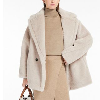 Max Mara - Max Mara olga テディベア ショートコート 新品タグ Max Mara - Max Mara olga テディベア ショートコート 新品タグ