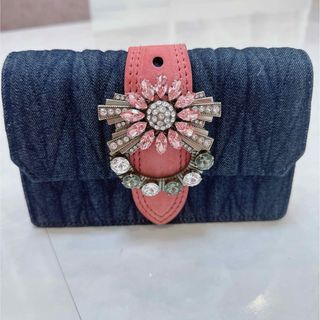 MIU MIU(ショルダーバッグ)のフリマアイテム一覧 MIU MIU(ショルダーバッグ)のフリマアイテム一覧